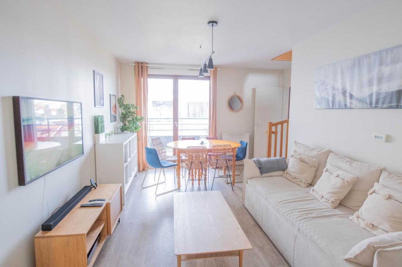 Machouart Le Duplex -Parking Gratuit Equipee Commodites- Apartment โอแบวีลีเย ภายนอก รูปภาพ